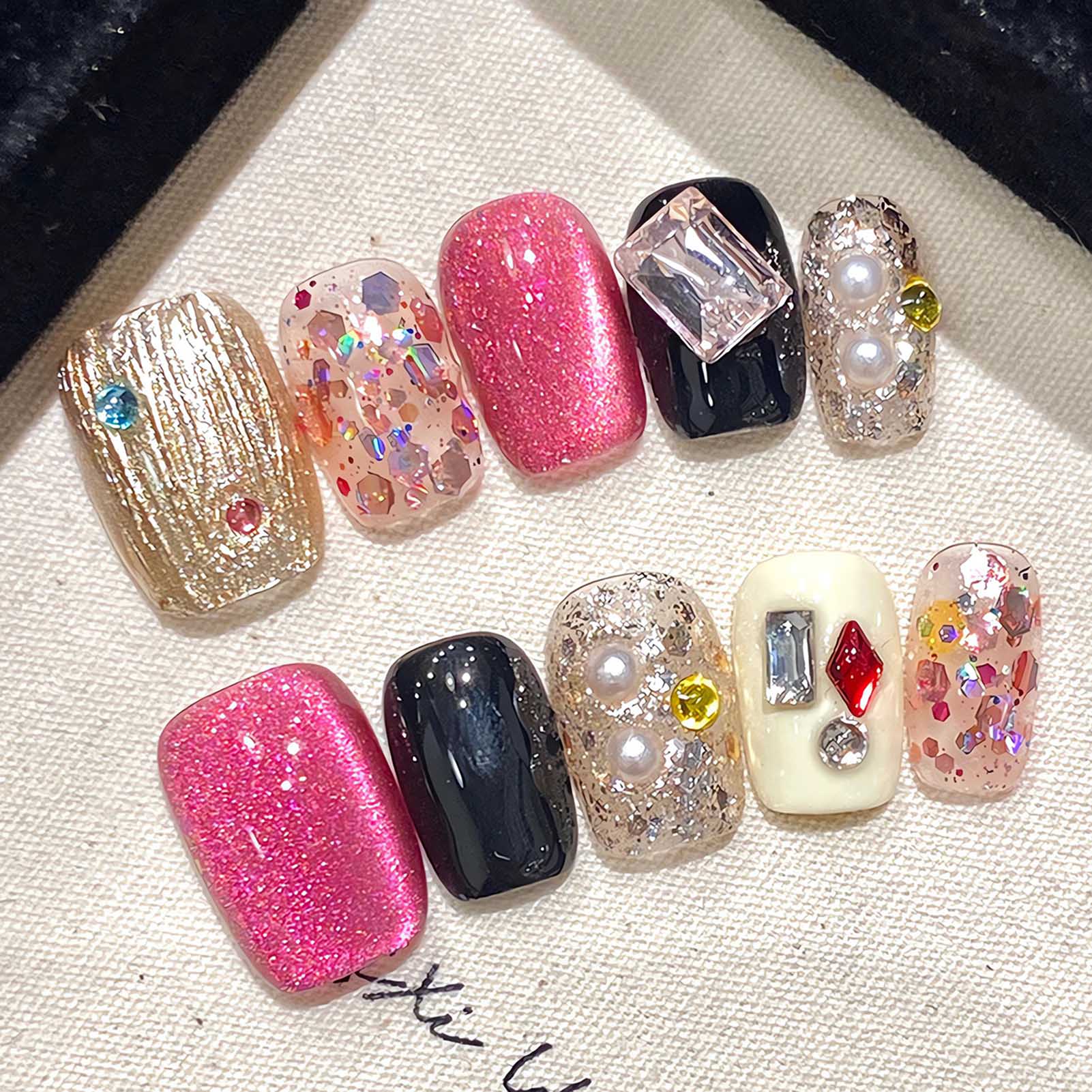 El yapımı çivi üzerinde basın  - Resin Art Glitter incelemesi ve fiyatı